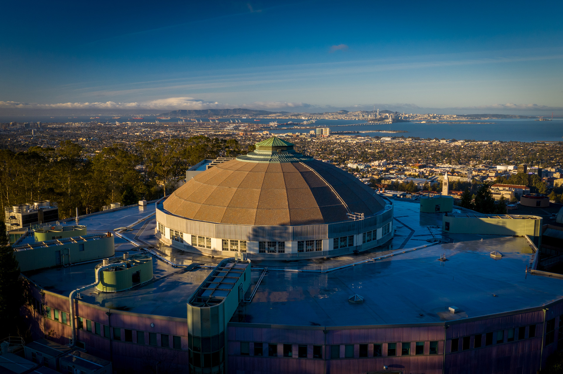 Advanced Light Source and surrounding buildings in front of the San Francisco Bay.