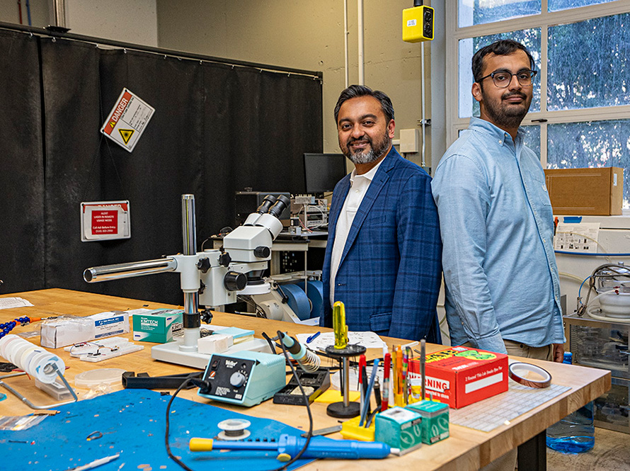 Sayeef Salahuddin (left) and Nirmaan Shanker in the lab.